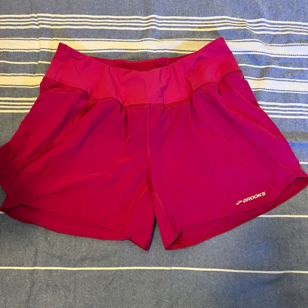Like new brooks running shorts